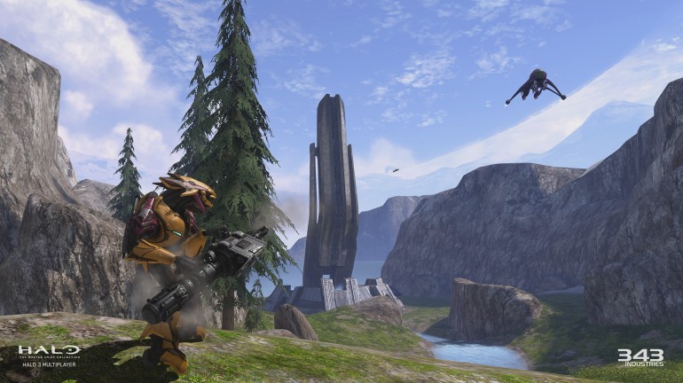 In-game screenshot from Halo 3 multiplayer, playing on the map "Valhalla". An Elite grunt is firing a rocket detached mounted rocket launcher at a Banshee.