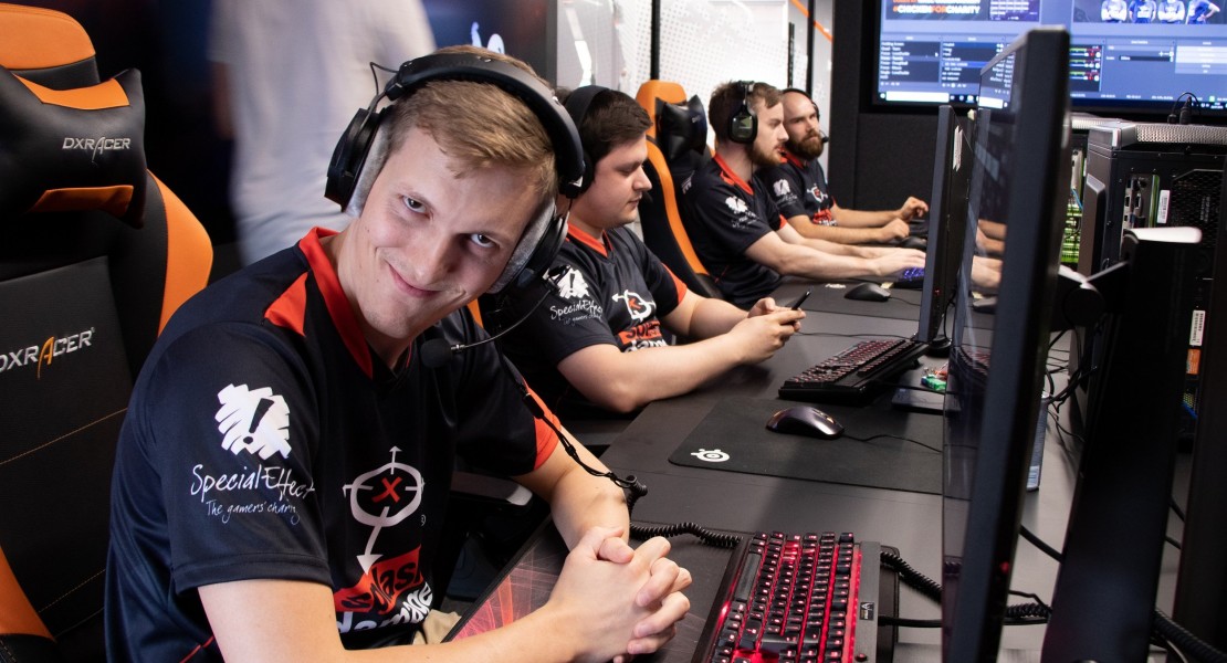 A cheeky photo of Toomic during the event.